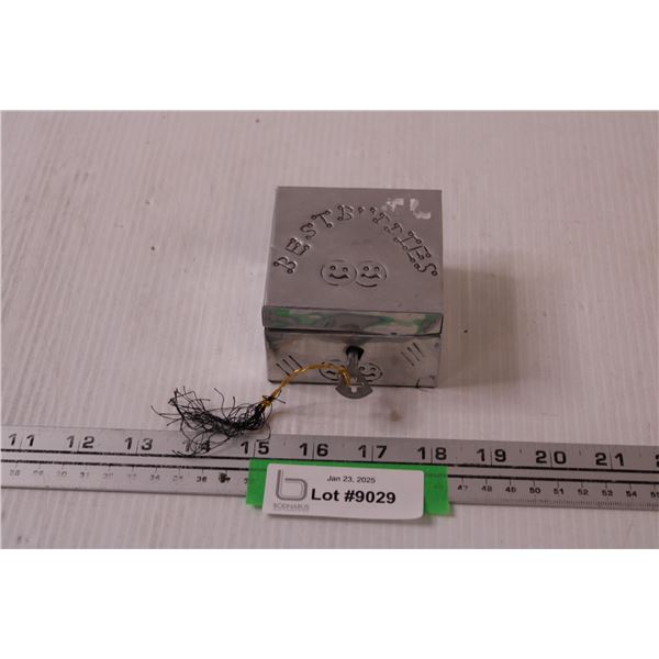 Best Buddies Metal Box w/Key - 3" x 2"