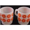 Image 2 : (2) Anchor Hocking Vintage Orange Flower Mugs