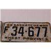 Image 3 : Saskatchewan 1959 Pair of License Plates - Farm Plates