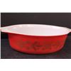 Image 2 : PYREX Red & Gold Poinsettia 2.5 Quart Dish - 13" x 8.5" x 3.5" - No Lid