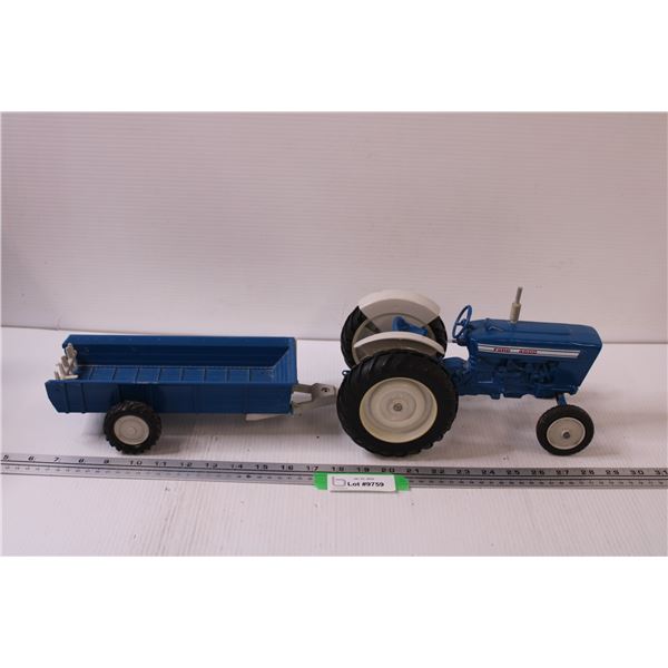 ERTL Ford 4000 Tractor & Manure Spreader Wagon - Die Cast Model - 1:18 Model Scale