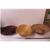 Image 1 : (3) Wicker Baskets: 15" x 18" x 17"