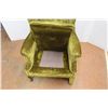 Image 3 : *Upholstered Green Lounge Chair 38" Tall x 32" Wide x 36" Deep
