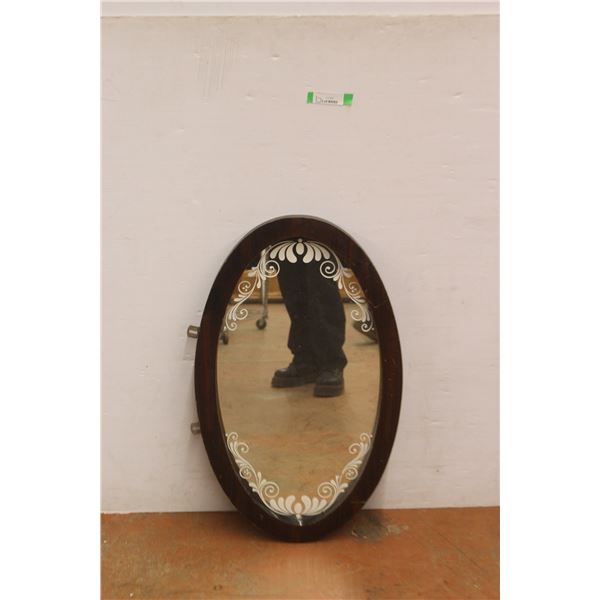 *Oval Decorated Wood Framed Mirror 30" Tall x 19" Wide
