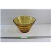 Image 1 : Ribbed Amber Glass Salad Bowl