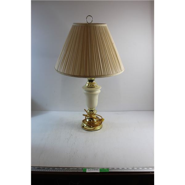*Retro Creams Golo Lamp - As Is