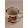 Image 3 : (9) Vintage Stoneware Floral Mugs