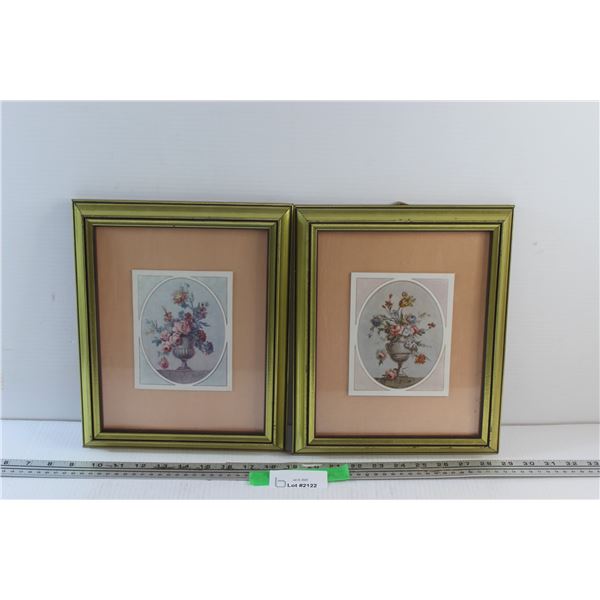 (2) Framed Floral Art Prints 12'' x 10''