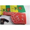 Image 4 : Miniature Hockey Jerseys, Foam Finger, Saskatchewan and Hockey Canada Flags