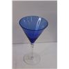 Image 3 : (4) Cobalt Blue Stemware Glasses - Champagne Flutes and Martini Glasses