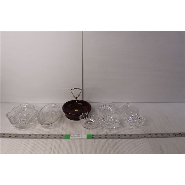 Redwood MCM Catchall, (2) Glass Trays, (2) Candleholders, (2) Sugar bowls