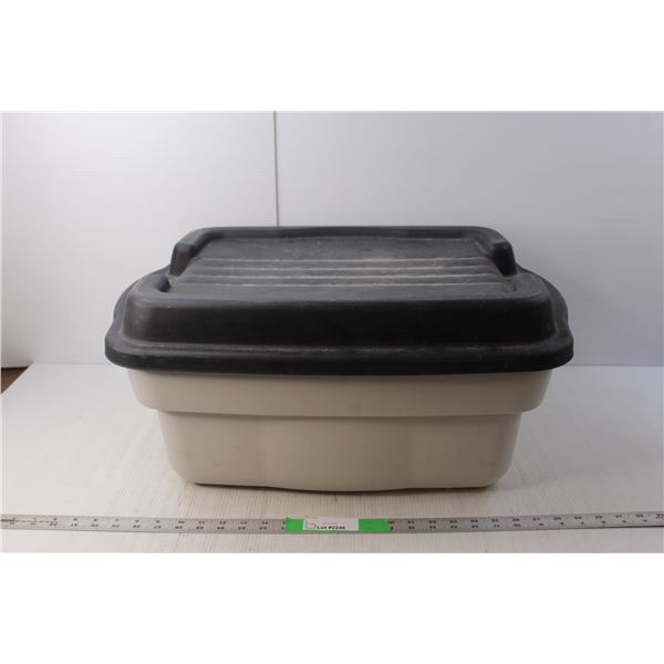 Rubbermaid Storage Tote, As Is, 11" Tall x 24" Long x 18' Wide