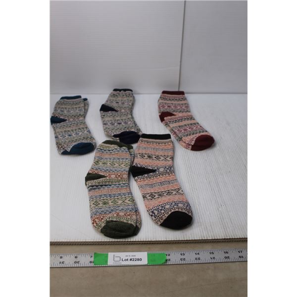 (5) Pairs of New Women's Socks, 70% Cotton, 25% Polyamide, 5% Elastane
