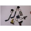 Image 2 : (7) Keychains & (5) Fridge Magnets - Assorted