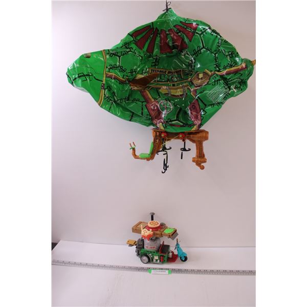 Teenage Mutant Ninja Turtles Pizza Mobile & Blimp - As Is