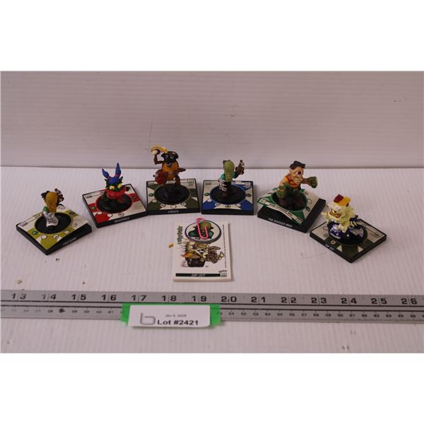 (6) Zombies Figurines Set - Assorted