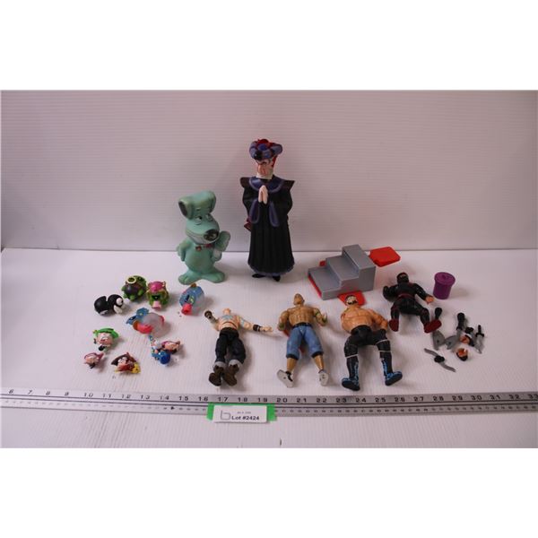 Toy Lot: WWE, Huckleberry, Fairly Odd Parents, Treasure X Aliens, Ninja Warriors, Hunchback of Notre