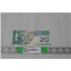 Image 1 : Canadian Twenty Dollar Bill- 2004