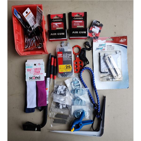 837 -- WRECKER BAR, PERCISION DRILL BITS, HUKSY HOOKS, PERCISION SCREWDRIVERS AND MORE ASSORTED HARD