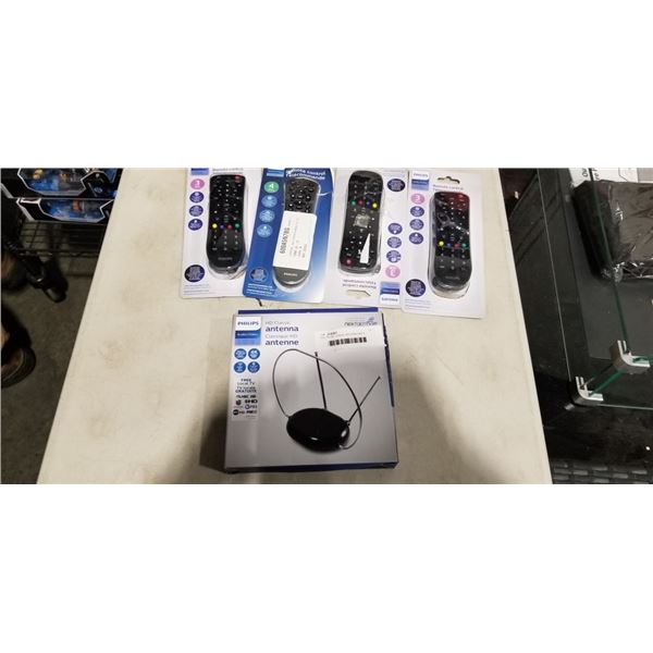 PHILIPS HD CLASSIC ANTENNA AND 4 UNIVERSAL REMOTE CONTROLS