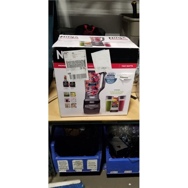 NINJA PROFESSIONAL 2.1L 1100W COUNTERTOP BLENDER W/ NUTRI NINJA CUPS - TESTED WORKING, RETAIL $229