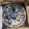 Image 2 : NEW ELECTRIC 18" AUTOMATIC BUD TRIMMER, 110V