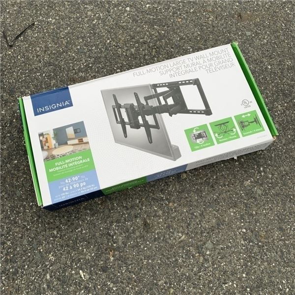 INSIGNIA 42"-90" FULL MOTION TV WALL MOUNT, RETAIL $199