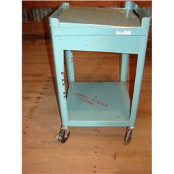 Adjustable height AV Cart w/casters