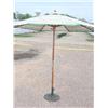 Image 1 : Large patio umbrella w/stand