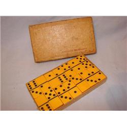 Old dominoes by Cardinal