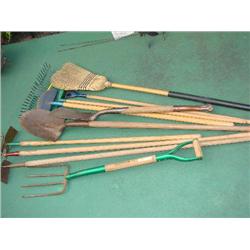 10 yard tools-shovels, rakes, hoes, variety!