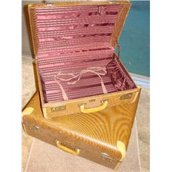 Vintage Aviation Brand luggage set, orig. labels