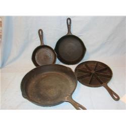4 cast iron pieces