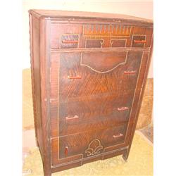 4 drawer chest of drawers w/bakelite handles