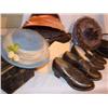 Image 1 : Vintage shoes, hats, purses