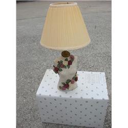 New in box-Figi victorain silhouette lamp