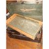 Image 1 : Old Trunk with Tray
