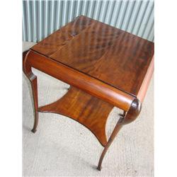 Wonderful lamp table