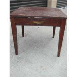 Small swivel top game table