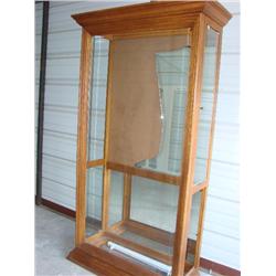 Ligthed curio cabinet-AS IS