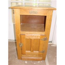 Oak table/nightstand