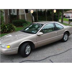 97 Ford Thunderbird LX,8 cylinder,COLD A/C