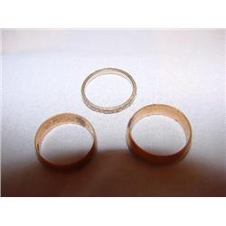 3 18K gold rings