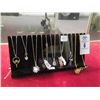 Image 1 : 8-New Fashion Necklaces w/Charm - 8 X $