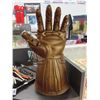 Image 1 : Marvel Avengers Thanos Infinity War Gauntlet LED Light Glove