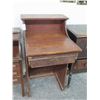 Image 1 : Vintage Mahogany Upright Receiving Desk