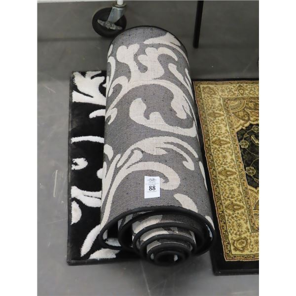 Black/White  30"  X 8'  Hall Runner