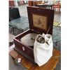 Image 2 : Antique Victrola w/Records