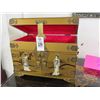 Image 2 : Vintage Oriental Countertop Jewelry Case