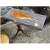 Image 1 : Resin Top Hardwood Pedestal Side Table